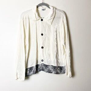 CP SHADES • Women’s White Velour Button Down Top with Printed Trim Size M